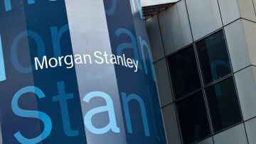 Morgan Stanley: Μετά το καλοκαίρι η ελάφρυνση του ελληνικού χρέους  