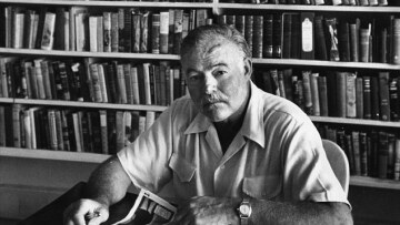 Το Χόλιγουντ σπάει το αμερικανικό εμπάργκο στην Κούβα μέσω... Χέμινγουεϊ