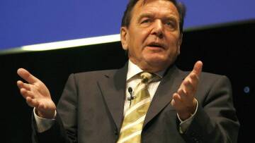 Σρέντερ: Κατηγόρησε την ΕΕ για την έναρξη της κρίσης στην Ουκρανία