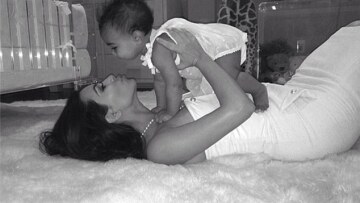 Kim Kardashian: Η τρυφερή φωτογραφία με την κορούλα της στο Instagram 