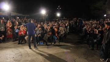 Θεοδωράκης: Να τα αλλάξουμε όλα, χωρίς να γκρεμίσουμε τη χώρα