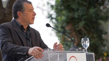 Θεοδωράκης: Το Ποτάμι θα συνεργαστεί με όποιον προτείνει λύσεις