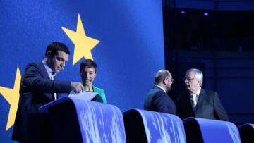 Επίθεση Τσίπρα για το παρασκήνιο στις Κάννες