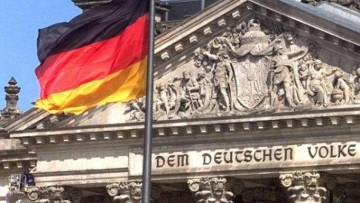 Deutche Welle: Κατά του Grexit η Γερμανία