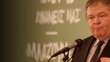 Βενιζέλος: Δεν προβλέπω εθνικές εκλογές σύντομα