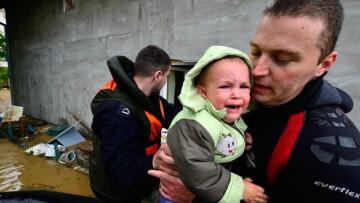 Τουλάχιστον 20 νεκροί από τις πλημμύρες σε Σερβία και Βοσνία
