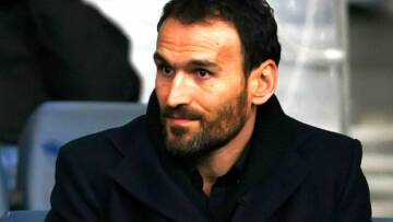 Τροχαίο στη Βούλα: Ερευνούν το σενάριο ο Νταμπίζας να έπεσε πάνω στη μηχανή