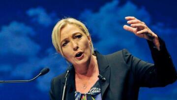 Μαρίν Λεπέν: Βλέπει ακροδεξιά ομάδα στο Ευρωκοινοβούλιο