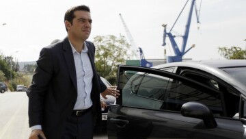 Αλέξης Τσίπρας: Στις Βρυξέλλες, συζητώντας για την Κομισιόν