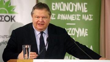 Χωρίς ανταπόκριση τα «ανοίγματα» Βενιζέλου σε κεντροαριστερά και ΣΥΡΙΖΑ