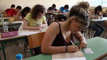 Δείτε τις λύσεις των θεμάτων που «έπεσαν» σήμερα στις Πανελλήνιες 