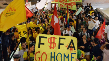 Σάο Πάολο: Απεργία επ' αόριστον στο μετρό επτά μέρες πριν το Μουντιάλ