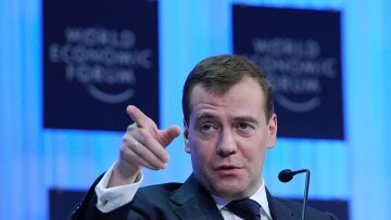 Μεντβέντεφ: Κυνισμός χωρίς όρια η στήριξη των G7 στο Κίεβο