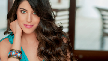 Demy: «Νιώθω πλέον γυναίκα!»