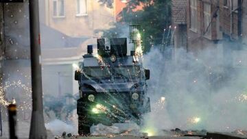 Ταραχές και συγκρούσεις στην Τουρκία μετά τον θάνατο δύο διαδηλωτών