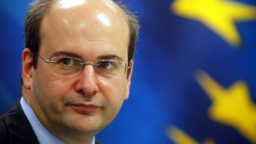 Πικρία και αιχμές στο υπουργείο Ανάπτυξης 