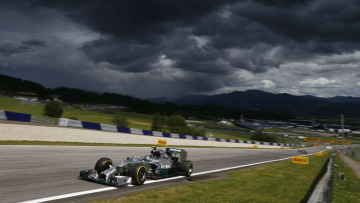 GP Αυστρίας: Ταχύτερες οι Mercedes στα ελεύθερα (upd)!