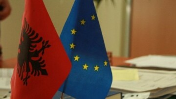 Υποψήφια για ένταξη στην ΕΕ η Αλβανία