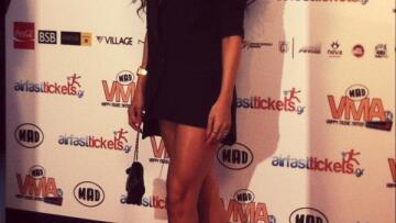 Mad VMA: Δείτε την Φουρέιρα... μόνο με το μαύρο σακάκι της!