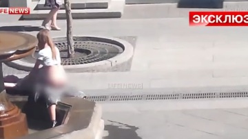 Βίντεο: Ασυγκράτητοι εραστές κάνουν σεξ στο κέντρο της πλατείας 
