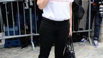 Βαλερί Τριερβελέρ: Το σακάκι της στον ώμο να κρατά...