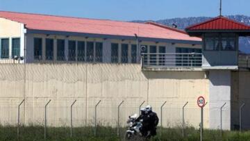 Διατάχθηκε πειθαρχική και ποινική έρευνα για τη δολοφονία στις φυλακές Δομοκού