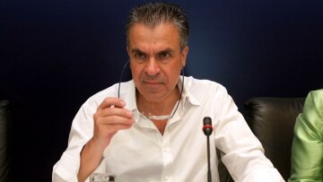 Ντινόπουλος: Συμμαχώ και με το διάβολο για να σώσω θέσεις εργασίας στο Δημόσιο