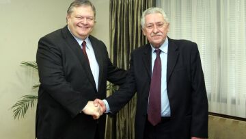 Ξεκινά ο διάλογος ΔΗΜΑΡ - ΠΑΣΟΚ για την Κεντροαριστερά