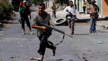 Λιβύη: Εκκενώθηκε η πρεσβεία των ΗΠΑ για να μην επαναληφθεί υπόθεση τύπου «Black Hawk down»