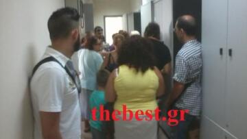 Πάτρα: Συνωστισμός στα γραφεία του ΟΑΕΔ για τον Κοινωνικό Τουρισμό 