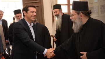 Αλέξης Τσίπρας: Δέος μπροστά στην εικόνα του Αξιον Εστί 