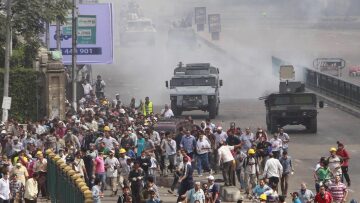 Αίγυπτος: Επεισόδια μεταξύ αστυνομίας και υποστηρικτών του Μόρσι