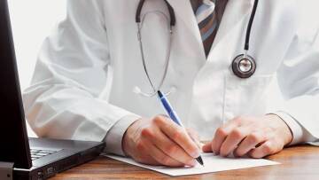 ΣτΕ: Δεκτή εν μέρει η αίτηση αναστολής των γιατρών για το πλαφόν συνταγογράφησης