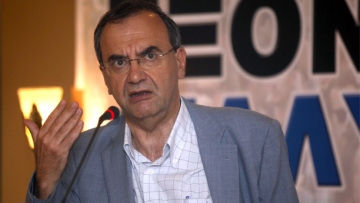 Στρατούλης: Ο ξαφνικός «θάνατος» του ΟΑΕΔ εξυπηρετεί ιδιώτες