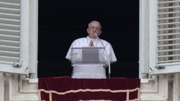 Πάπας Φραγκίσκος: Οι πολίτες της Ουκρανίας υποφέρουν