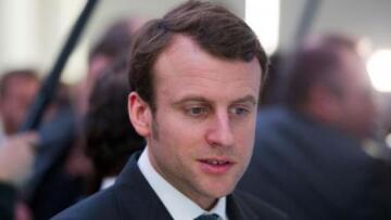 Ποιος είναι ο Εμανουέλ Μακρόν που αναλαμβάνει το υπ. Οικονομίας της Γαλλίας