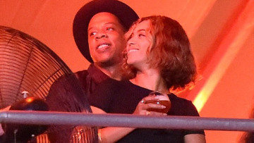 Jay Z-Beyonce: Διαψεύδουν τις φήμες χωρισμού με έναν άκρως ερωτικό χορό