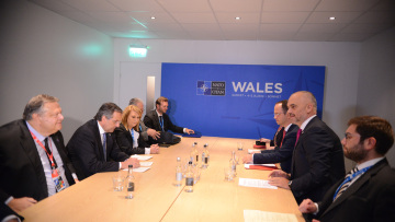 Ολοκληρώθηκε η συνάντηση του Σαμαρά με τον Αλβανό πρωθυπουργό