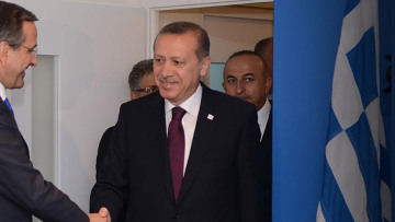 Ολοκληρώθηκε η συνάντηση Σαμαρά-Ερντογάν