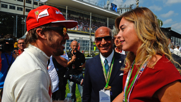 To ERS, ο Αλόνσο και η όμορφη υπουργός…