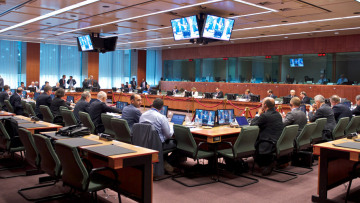 Eurogroup προς Ελλάδα: Συνεχίστε τις μεταρρυθμίσεις