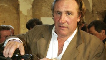 Ζεράρ Ντεπαρντιέ: «Πίνω 14 μπουκάλια την ημέρα...και έχω σκοτώσει δύο λιοντάρια»