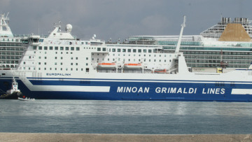 Κέρκυρα: Ταλαιπωρία χωρίς τέλος για τους επιβάτες του «Europalink»