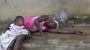 Στους 2.800 οι νεκροί από τον Έμπολα στη Δυτική Αφρική