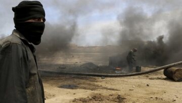 ΗΠΑ: Βομβάρδισαν πετρελαϊκές εγκαταστάσεις των τζιχαντιστών στη Συρία 