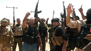 Η Γερμανία έστειλε το πρώτο φορτίο με όπλα στους Κούρδους αντάρτες του Ιράκ