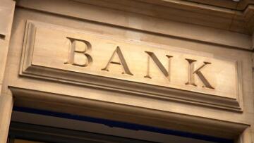 Reuters: Aμφισβητεί την αξιοπιστία των stress tests