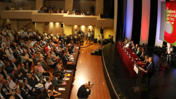 ΔΗΜΑΡ: Παρασκηνιακές ζυμώσεις για την αντικατάσταση Κουβέλη