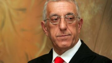 Κακλαμάνης: «Δεν θα ψηφίσω ''όχι'' στην ψήφο εμπιστοσύνης»