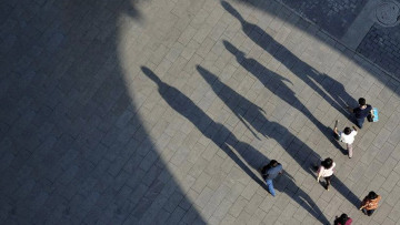 Σε πέντε χρόνια χάθηκαν 630.000 θέσεις εργασίας και έκλεισαν 200.000 επιχειρήσεις!